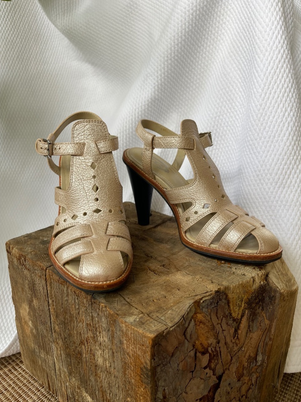 Tod's Metallic Gold Leather Gladiator Sandals | EU 36.5 / US 6.5